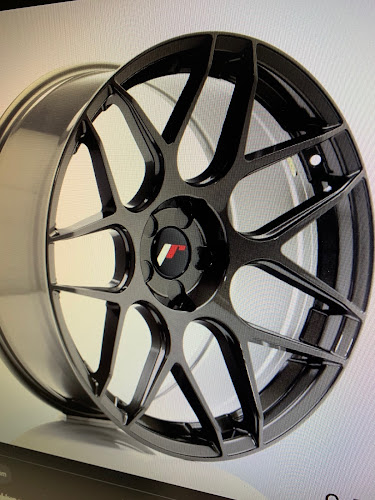 Opinii despre ΕΛΑΣΤΙΚΑ ΔΗΜΗΤΡΗΣ ΚΟΤΡΩΤΣΙΟΣ în Καρδίτσα - Κατάστημα ελαστικών