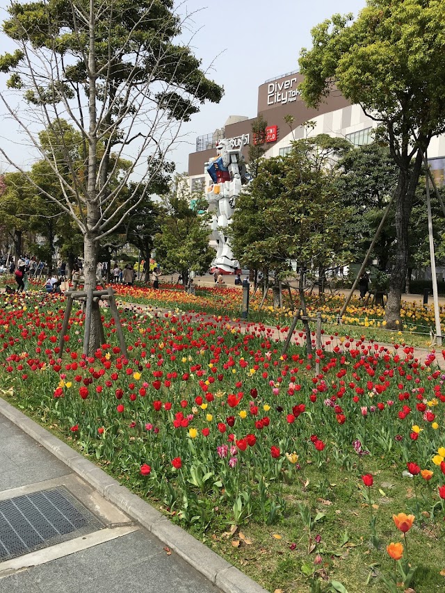 Gundam Front Tokyo