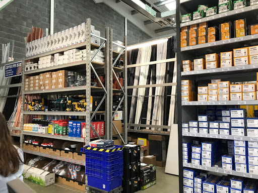Screwfix Ely - Visual