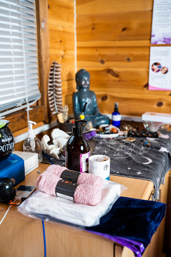 Holistic Wellbeing With Nicola - Thumbnail