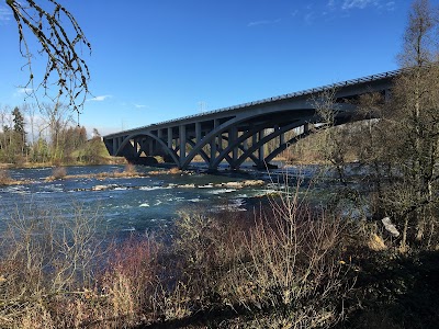 Knickerbocker Bicycle Bridge