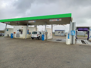 Photo n°2 de Bel'O Jet Saint André de l'Eure à Saint-André-de-l'Eure (Station de lavage automobile)