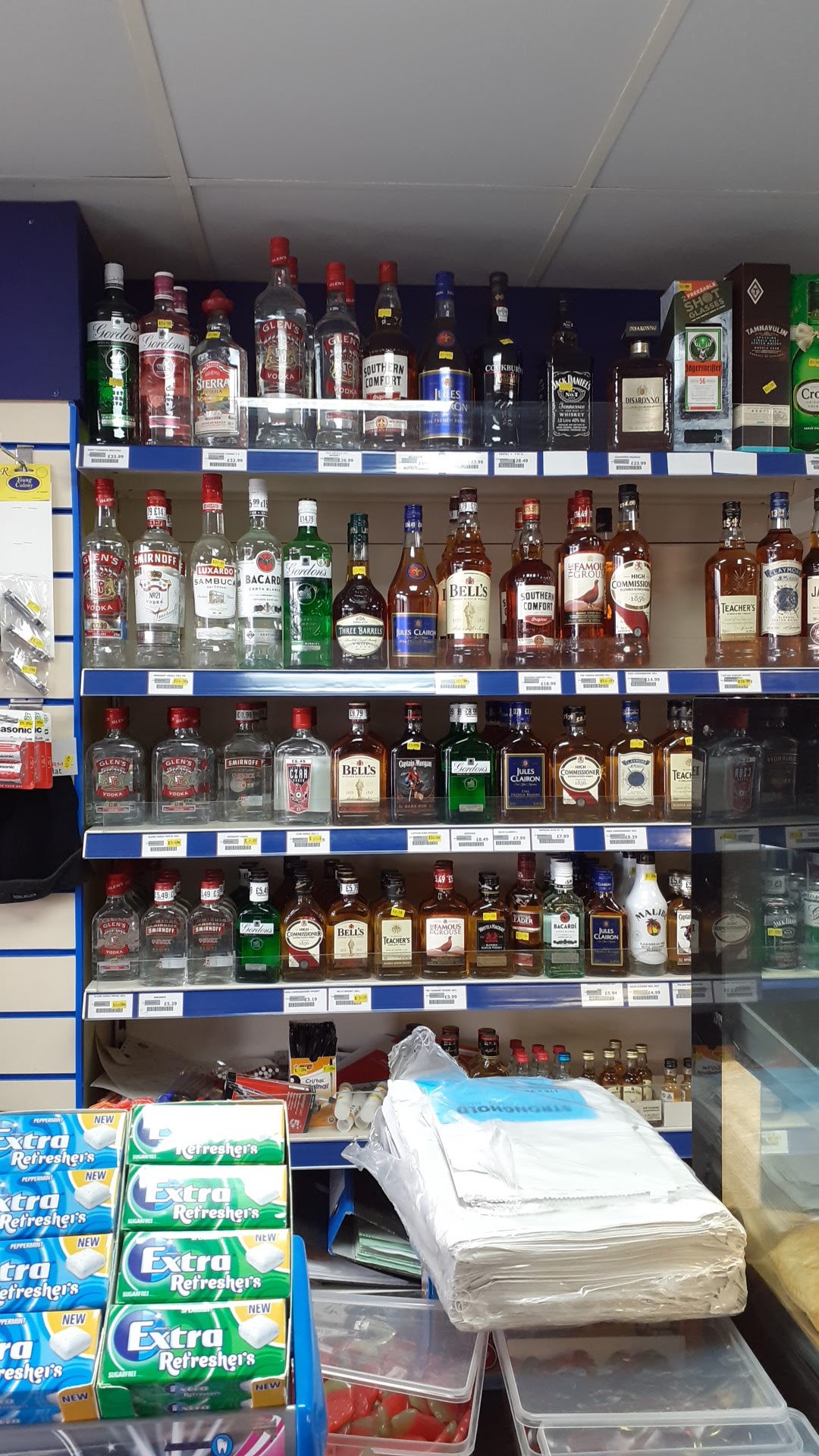 Bobby's News And Booze