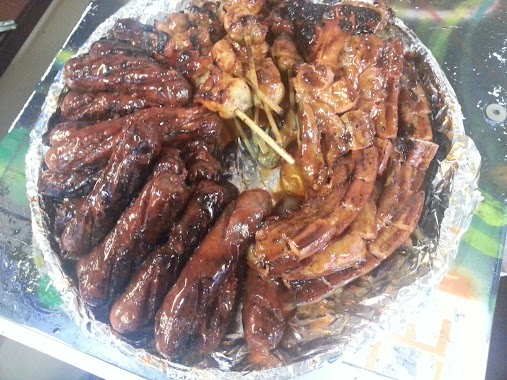 Mommy Fel's Famous Homemade Longganisa & BBQ, Author: Lyn Basco