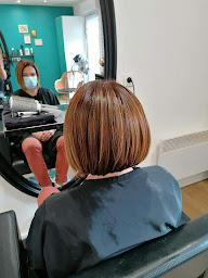 Photo n°20 de Les ciseaux d'Anaïs à Pleuven (Salon de coiffure)