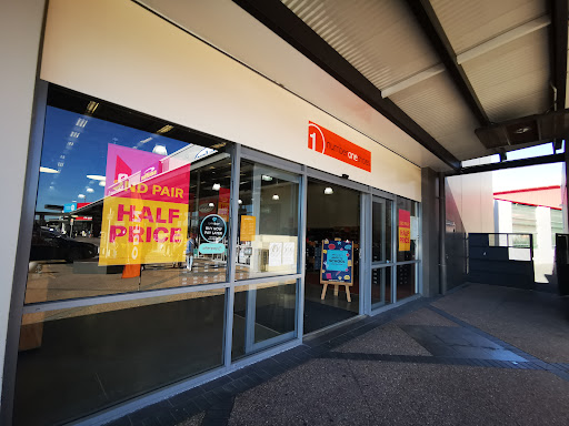 Number One Shoes & Hannahs Te Rapa - Thumbnail