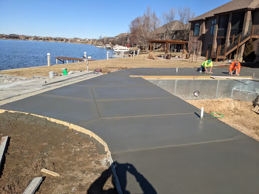 Solid Construction - Visual