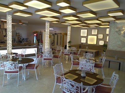 Photos of Vitra caf&eacute;