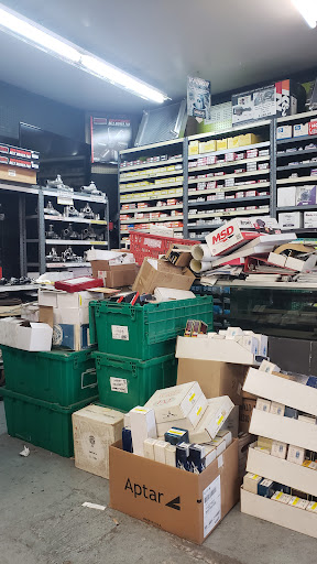 Dave's Auto Parts Gallery - United States
