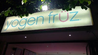 Photos of Yogen Fr&uuml;z