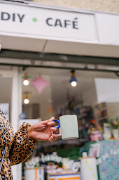 Photo n°1 de FE.ME diycafé à Romainville (Mercerie)