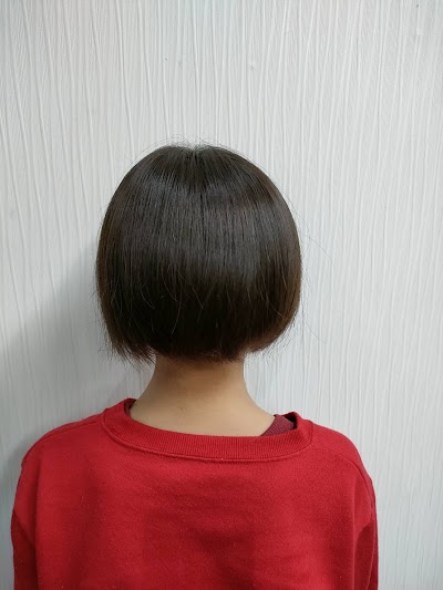 ヘアカット・クローバー