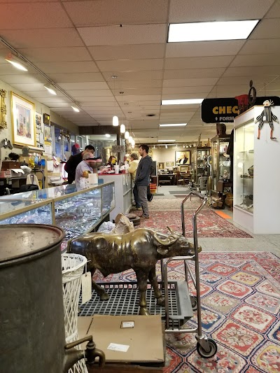 Rhode Island Antiques Mall