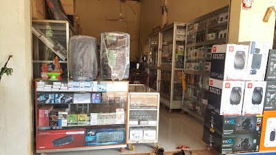 Photos of ទា​​ ម៉េងស្រឿន​ កំុព្យូទ័រ