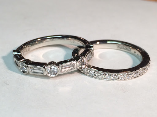 Vintage Jewelers & Gifts - Thumbnail