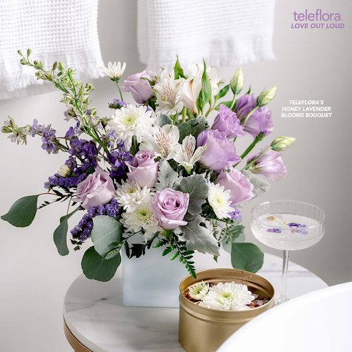 Debbie's Designs Florist & Gifts - Thumbnail