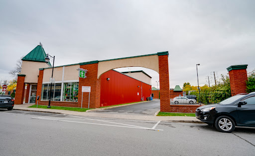 Proxim pharmacie affiliée - Farmer, Dupuis et Bergeron
