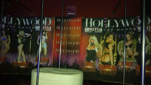 Hollywood – Locale Notturno - Thumbnail