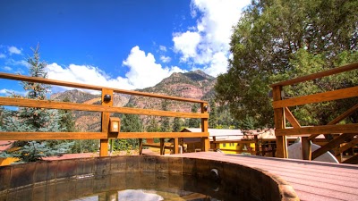 Box Canyon Lodge and Hot Springs