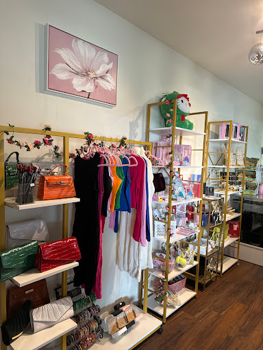 Dalia's Boutique - Visual