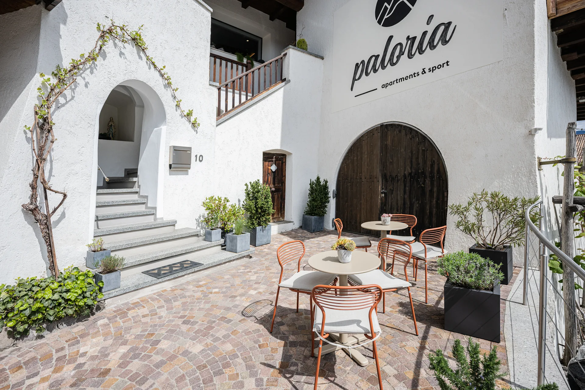 paloria apartments & sport