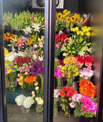 Golden Poppy Florist 2 - Thumbnail