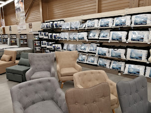 Photo n°8 de Marché aux affaires Dol de Bretagne à Dol-de-Bretagne (Magasin d'articles saisonniers)