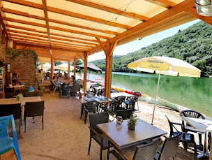 Photo n°6 de Restaurant au bord du Tarn - Le Resto du Mas de la Nauc à Viala-du-Tarn (Brasserie)