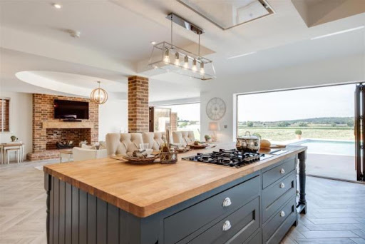 Regency Bespoke LTD - Visual