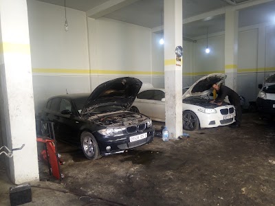 Photos of Car Repair Shop Yassine