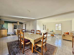 Photo n°4 de Simon Ribeill iad France à Maintenon (Consultant immobilier)