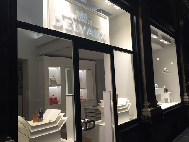 Delvaux Galerie de la Reine