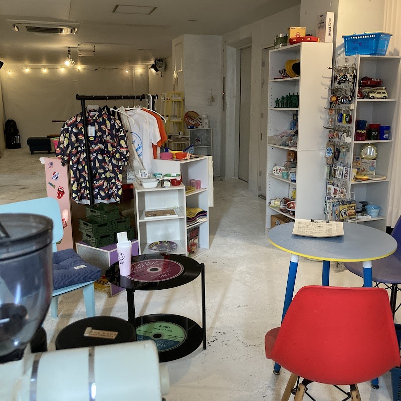 アメリカ雑貨カフェ Reward Store