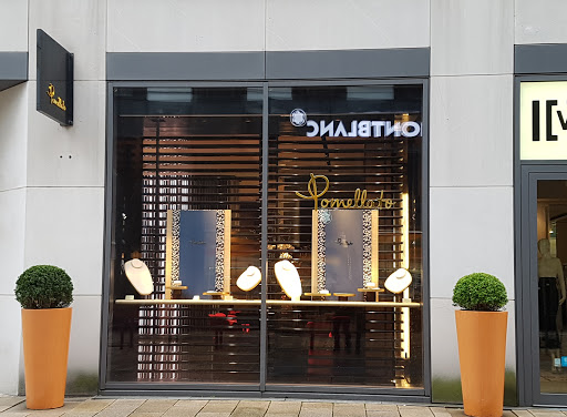 Pomellato Deutschland GmbH Gallery - Germany