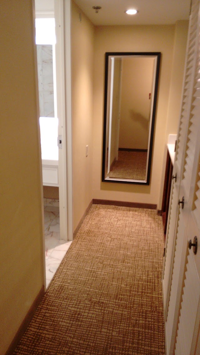 Montreal Marriott Chateau Champlain