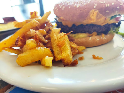 Photo 1 - L'express Bar Grill