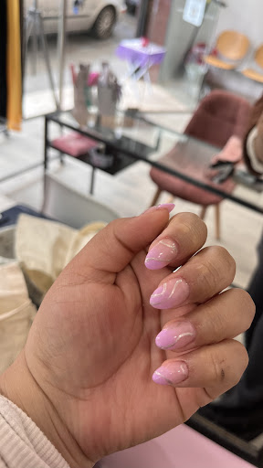KM Centro de Estética - Thumbnail
