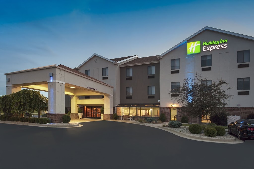 Holiday Inn Express Dayton Airport