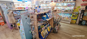 Photo n°17 de Presse 🌴 de la lègue à Fréjus (Magasin)