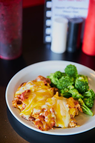 Arnold’s of Laurens by null