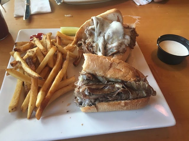Ray J's American Grill