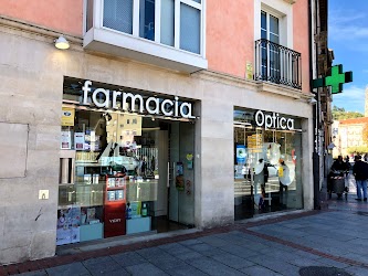 negocio FARMACIA-OPTICA VEGA Lda. M Pilar Tomás García