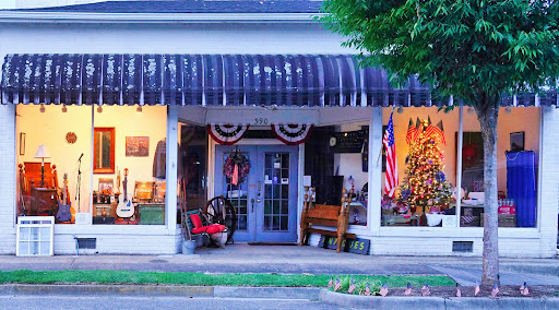 Antique Outfitters