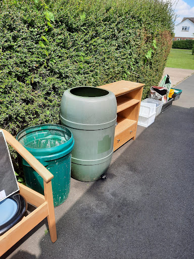 Clean Kept Yard - Visual