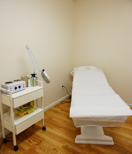 Shahla Day Spa And Threading Gallery - United States