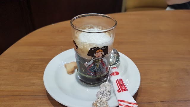 Monsieur Madame café