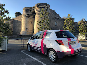 Photo n°2 de Agence Nicole JOUBERT Saint Barthélemy d'Anjou à Saint-Barthélemy-d'Anjou (Agence immobilière)