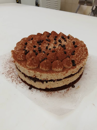 "Γλυκό Ψωμί" - Αρτοποιείο- Ζαχαροπλαστείο - Αρτοποιείο