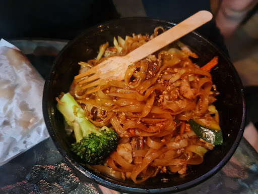 DayDay Wants Noodles Bar - Thumbnail