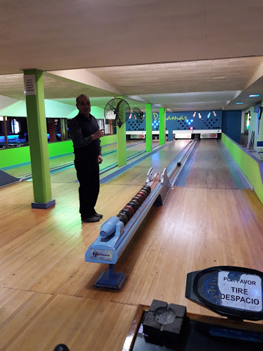 Pinar Bowling - Visual